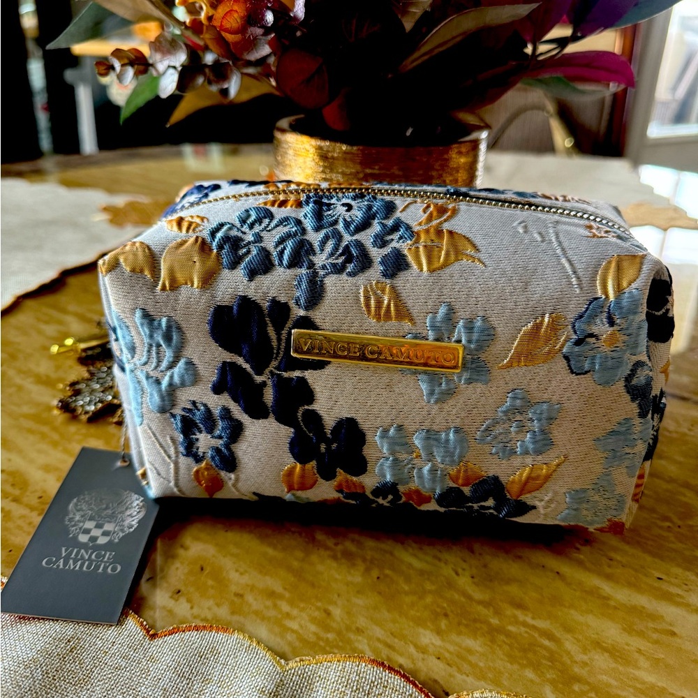 Vince Camuto Makeup Bag NWT